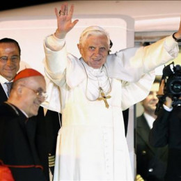 Papež Benedikt XVI. v Španiji (photo: www.visitadelpapa2010.org)