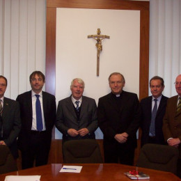 Predstavniki Sveta slovenskih organizacij in nadškof Anton Stres (photo: Tiskovni urad SŠK)