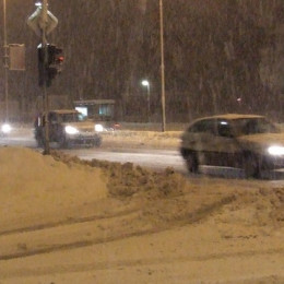 Sneg, ceste, plundra (photo: Robert Božič)