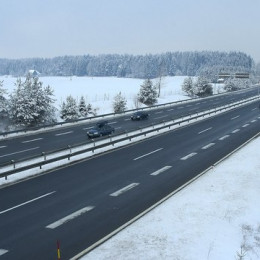 Avtocesta, zima, sneg (photo: DARS)