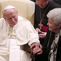 Chiara Lubich in papež Janez Pavel II. (photo: nn)