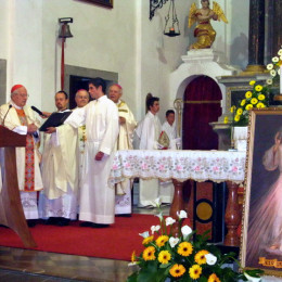 Somaševanje kardinala Angela Sodana v Tolminu. (photo: Rok Hrast)