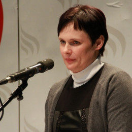 Voditeljica Marjana Debevec (photo: Rok Mihevc)