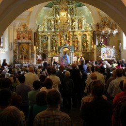 Cerkev na Želju so napolnili verniki (photo: ARO)