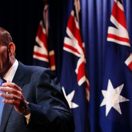 Avstralski premier Tony Abbot (photo: Reuters)