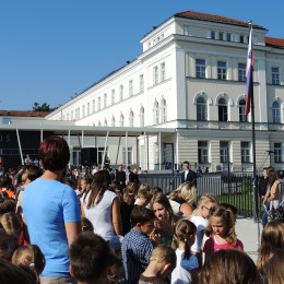 Slovesnost na ploščadi pred Zavodom sv. Stanislava (photo: Ivan Rampre)