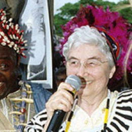 Chiara Lubich in kralj Fon (photo: Gibanje fokolarov)