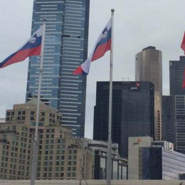 Federation Square, Melbourne (photo: Y.M.)