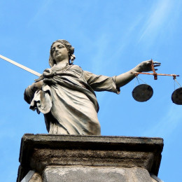 Sodišče, pravica (photo: pixabay.com)