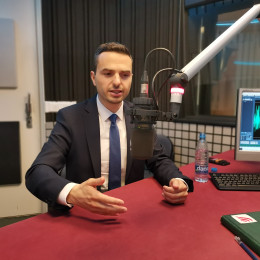 Minister Matej Tonin v pogovoru za naš radio (photo: Alen Salihović)