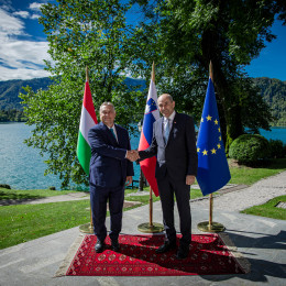 Predsednik vlade Janez Janša se je na Bledu srečal z madžarskim predsednikom vlade Viktorjem Orbánom (photo: )