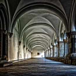 Samostanski hodnik (photo: Pixabay)