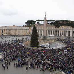 Trg svetega Petra v Vatikanu (photo: Vatican Media/Divisione Produzione Fotografica)