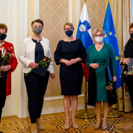 Ministrica Jaklitsch in parlamentarke Köleš Kiss, Voglauer, Antolič Vupora in Rojc (photo: Tamino Petelinsek/STA)
