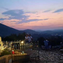 Marijin kip na Crnici, kjer se prvič prikazala Marija v Medžugorju (photo: Marjana Debevec)