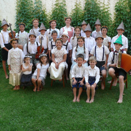 Zborček Škrjančki iz Mendoze v Argentini (photo: arhiv skupine)