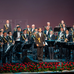 Orkester Slovenske vojske pod vodstvom dirigenta Mitje Dragoliča (photo: Rok Mihevc)