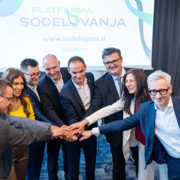 Ustanovno srečanje društva Platforme Sodelovanja pod okriljem poslanca SDS Anžeta Logarja. (photo: STA)