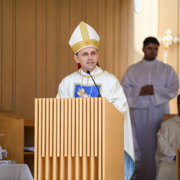 Škof Andrej Saje na Brezjah (photo: Rok Mihevc)
