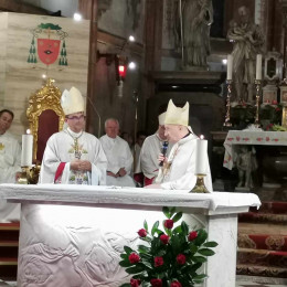 Škof Maksililijan Matjaž in nuncij Speich (photo: ARO)