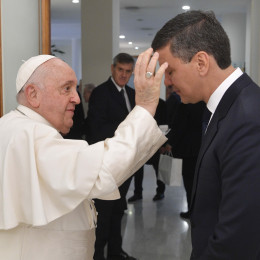 Papež Frančišek je danes dopoldne že sprejel paragvajskega predsednika (photo: Vatican News)