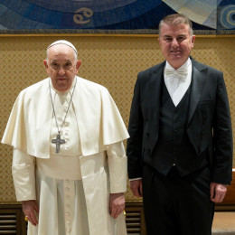 Veleposlanik Franc But in papež Frančišek (photo: Simone Risoluti/Dicastero per la Comunicazione)