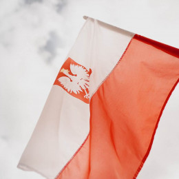 Poljska zastava (photo: pexels)