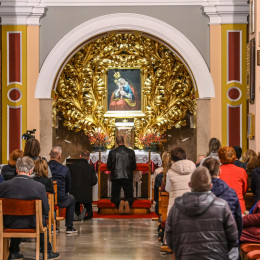 Molitev pred Marijo Pomagaj na Brezjah (photo: Rok Mihevc)