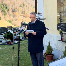 Dr. Matija Ogrin (photo: Vir: FB Janez Janša)
