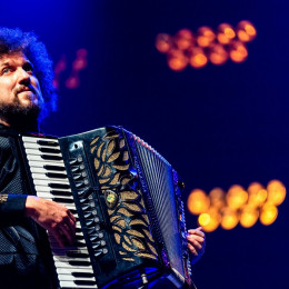 Na Dan samostojnosti se Janez Dovč z glasbenimi prijatelji vrača na veliki oder ljubljanskega Cankarjevega doma  (photo: Osebni arhiv)