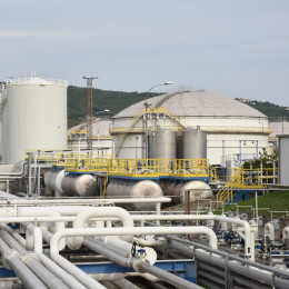 Petrolovo skladišče naftnih derivatov (photo: STA, Aleš Osvald)