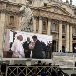 Direktorja Trstenjak in Turk pri papežu Leonu XIV. (photo: Alen Salihović)