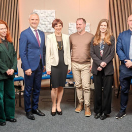 Udeleženci soočenja na temo družine in demografije (photo: Mirjam Judež)