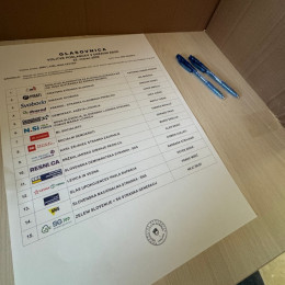 Glasovnica volitev (photo: Rok Mihevc)