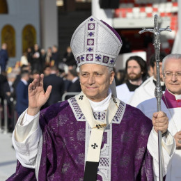 Papež ob koncu svete maše v Monaku (photo: Simone Risoluti)