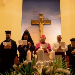 Predstavniki krščanskih cerkva na molitvenem srečanju v Dubaju (photo: Vatican media)