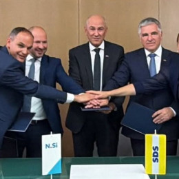 Stranke SDS, Demokrati ter NSi, SLS in Fokus so danes podpisale koalicijsko pogodbo (photo: SDS)