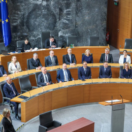 16. slovenska vlada ob izvolitvi v Državnem zboru (photo: STA/Jure Makovec)