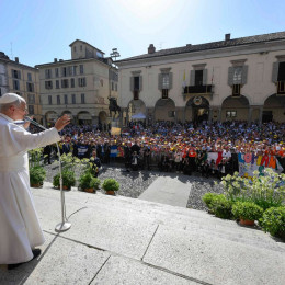 Papež Leon XIV. na pastoralnem obisku v Pavii (photo: Simone Risoluti/Vatican Media)