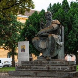 Slomškov spomenik (photo: ARO)
