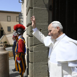 Papež v Castel Gandolfu (photo: Vatican Media)