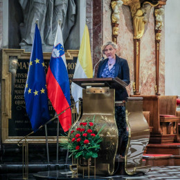 Slavnostna akademija ob evropskem dnevu spomina na žrtve vseh totalitarnih in avtoritarnih režimov z nagovorom ministrice za kulturo Ignacije Fridl Jarc. (photo: Daniel Novakovič/STA)