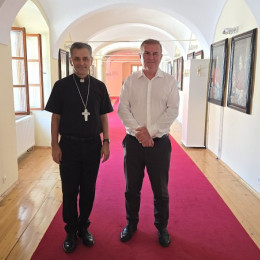 Škof Saje in veleposlanik But (photo: Škofija Novo mesto)