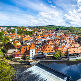Češki Krumlov (photo: https://www.aritours.si)