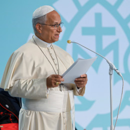 Papež med nagovorom predstavnikom verstev (photo: Simone Risoluti/Vatican news)