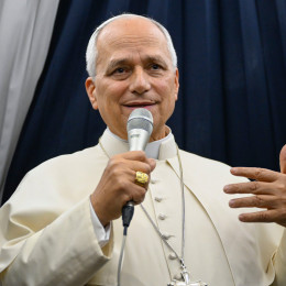 Papež med pogovorom z novinarji na letalu (photo: Matteo Pernaselci/Vatican media)