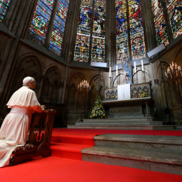 Papež Leon XIV. v katedrali v Metzu (photo: Simone Risoluti/Vatican Media)