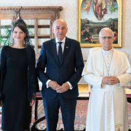 Urška Bačovnik Janša, Janez Janša in Papež Leon XVI. (photo: UBJ/KPV)
