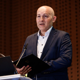 Minister za izobraževanje, znanost in mladino Borut Rončević (photo: STA/Tine Eržen)