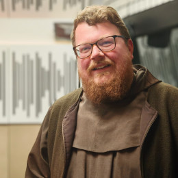 Br. dr. Jan Dominik Bogataj: Bog svojo ljubezen deli vsem in pri tem ni selektiven. (photo: Mirjam Judež)